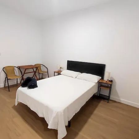 Guest house Airinos De