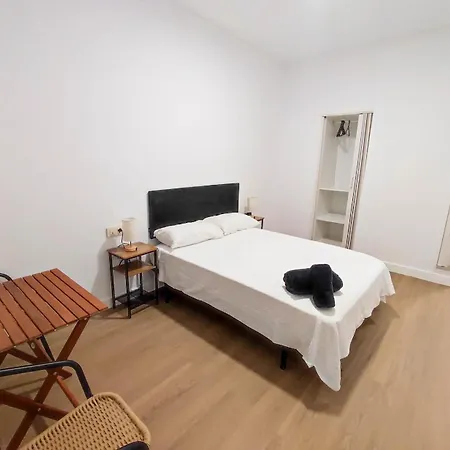 Airinos De Guest house *