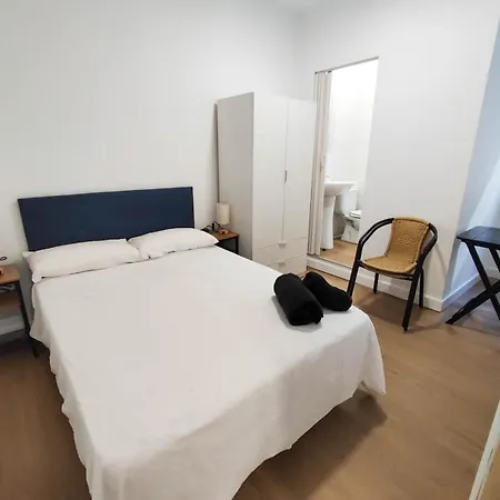 Airinos De Casa de hóspedes 3*