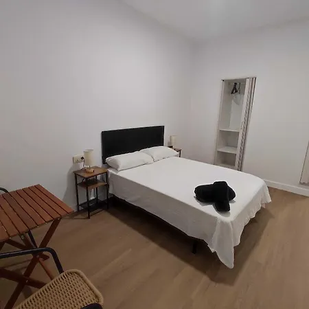 Πανσιόν Airinos De 3*